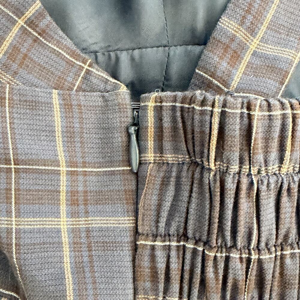 BCBG Max Azaria Womens Plaid Smocked Back Dress Academia Lined 6 Preppy - Picture 11 of 12